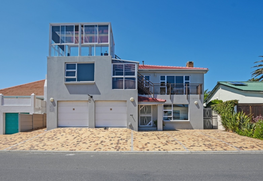 8 Bedroom Property for Sale in Melkbosstrand Central Western Cape